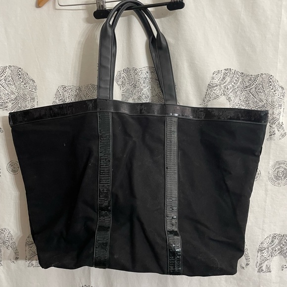 Large Victoria Secret tote bag black w sequins great condition - Picture 6 of 8